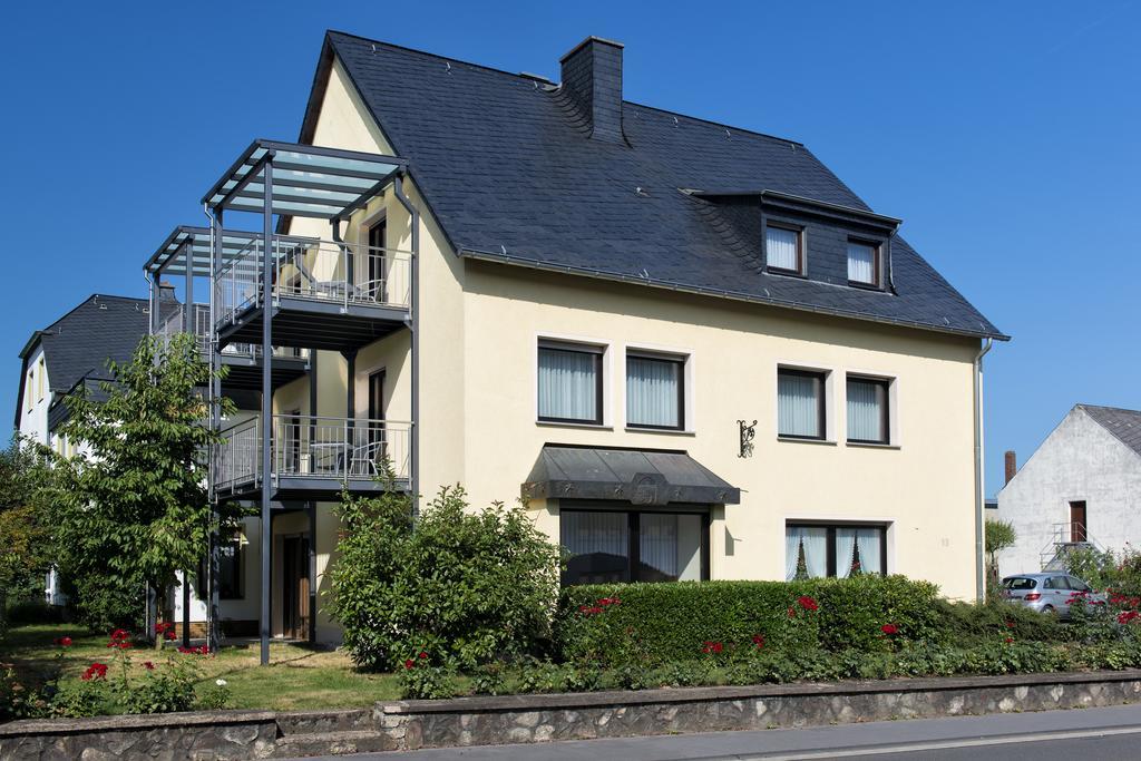 Moselweingut & Gastehaus Hubertushof Hotel Trittenheim Eksteriør billede